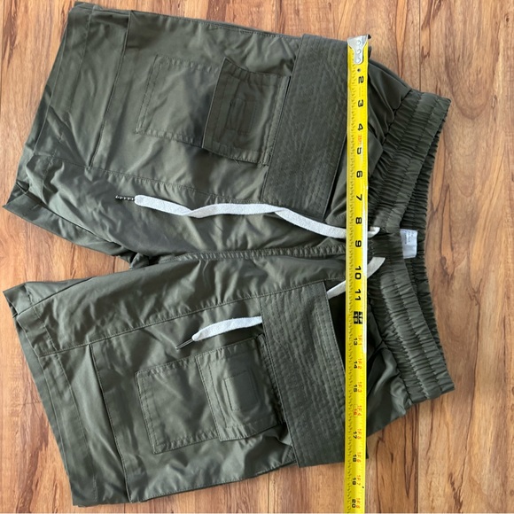 EPTM | The Perfect Example - Cargo Shorts - Picture 7 of 8